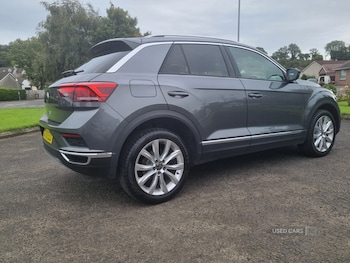 Used Volkswagen T-Roc 2020 for sale - 76002944: Photo