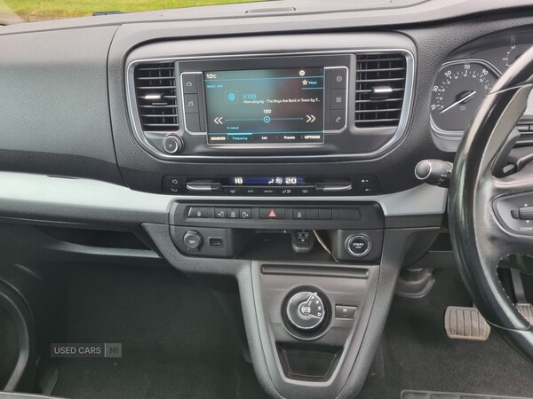 Used Peugeot Traveller 2017 for sale - 76327606: Photo 22
