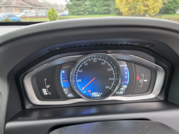 Used Volvo XC60 2015 for sale - 75590295: Photo 9