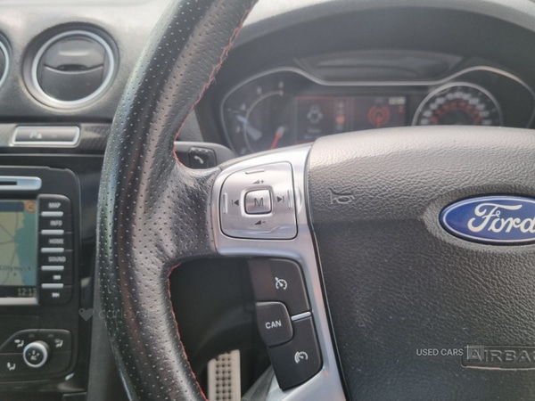 Used Ford S-Max 2014 for sale - 76659744: Photo 21