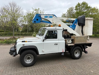 Used Land Rover Defender 2014 for sale - 78341196: Photo