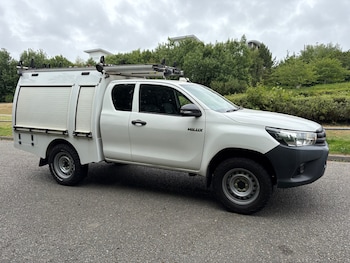 Toyota - Hilux