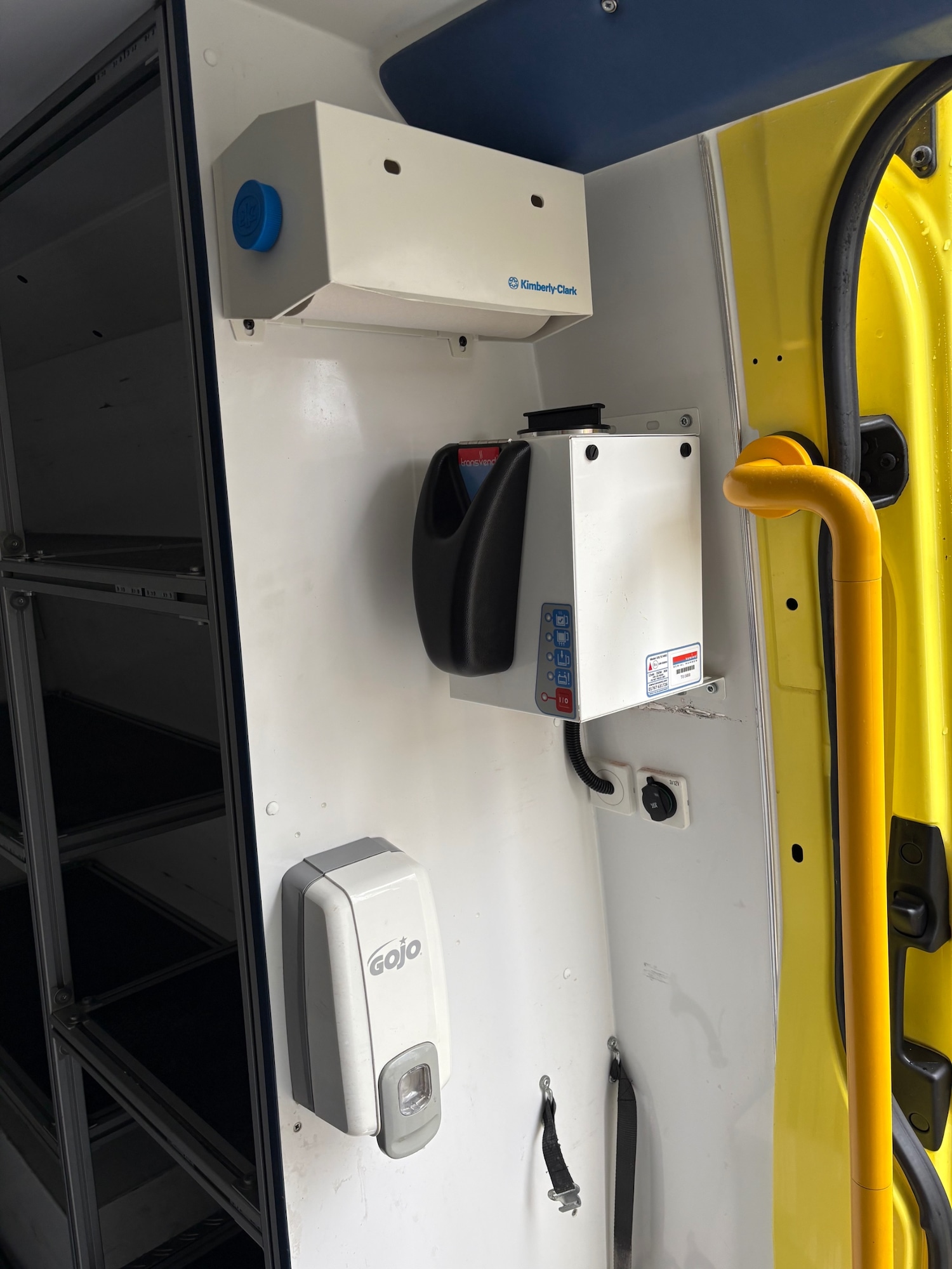 Used Mercedes-Benz Sprinter 2017 for sale - 77289381: Photo 14