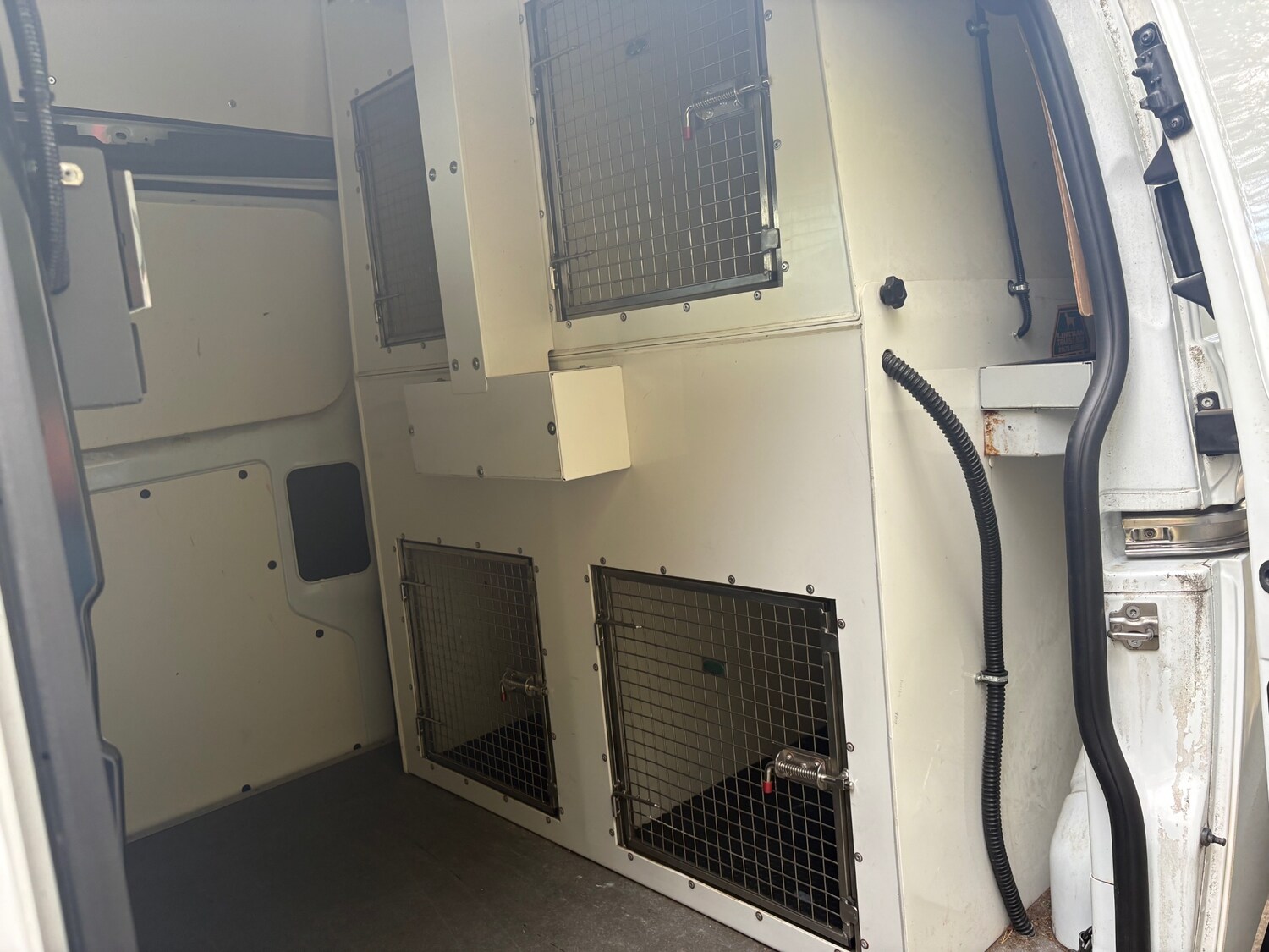 Used Ford Transit Custom 2017 for sale - 77818123: Photo 3