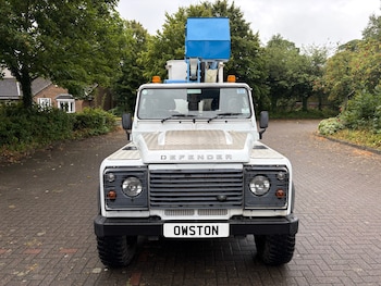 Used Land Rover Defender 2015 for sale - 79418123: Photo