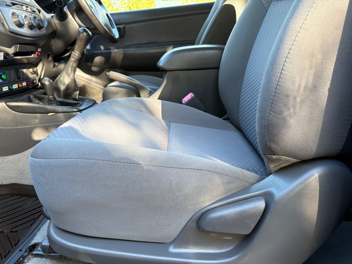 Used Toyota Hilux 2013 for sale - 76047693: Photo 15