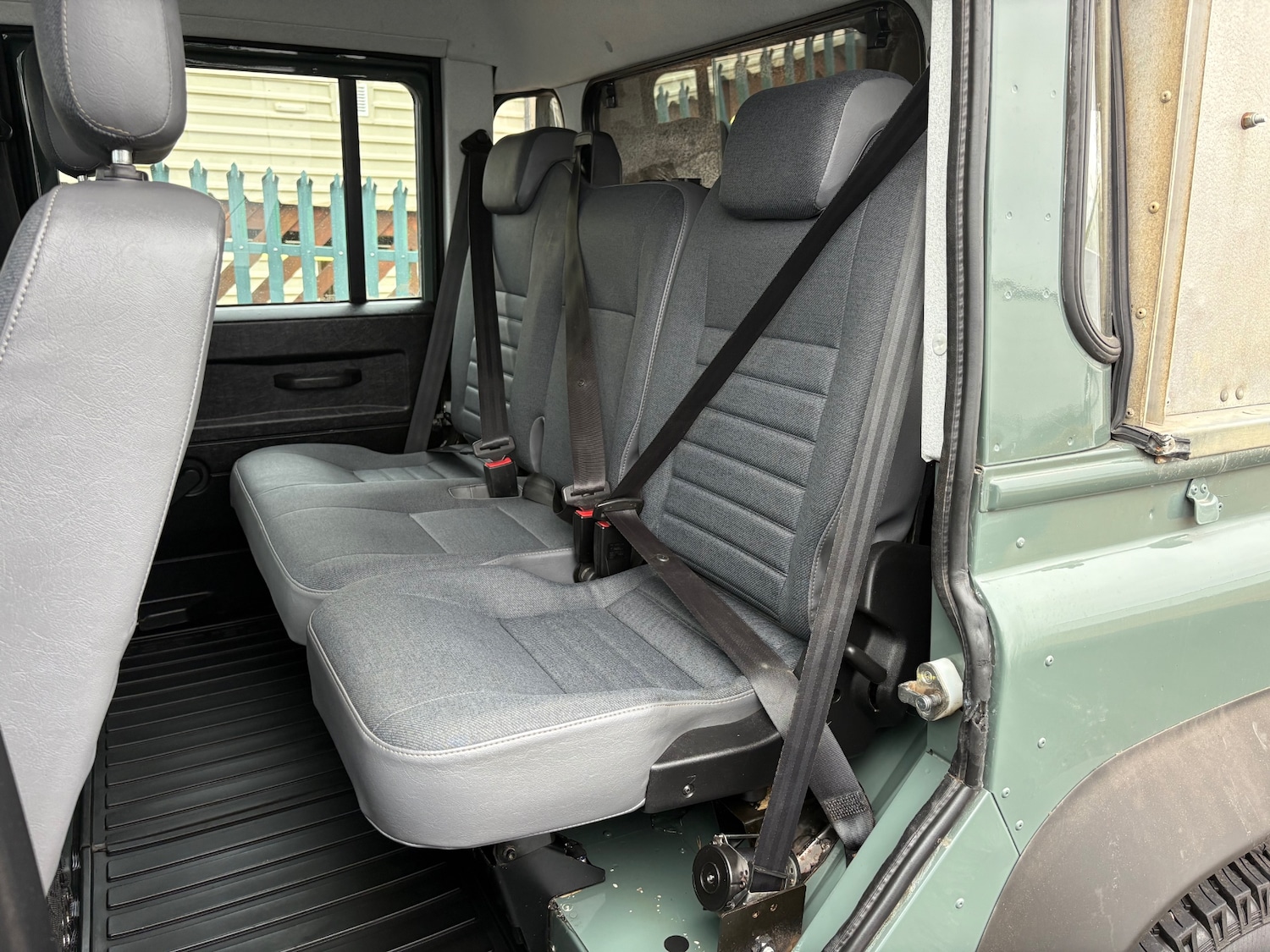 Used Land Rover Defender 2012 for sale - 76089387: Photo 11