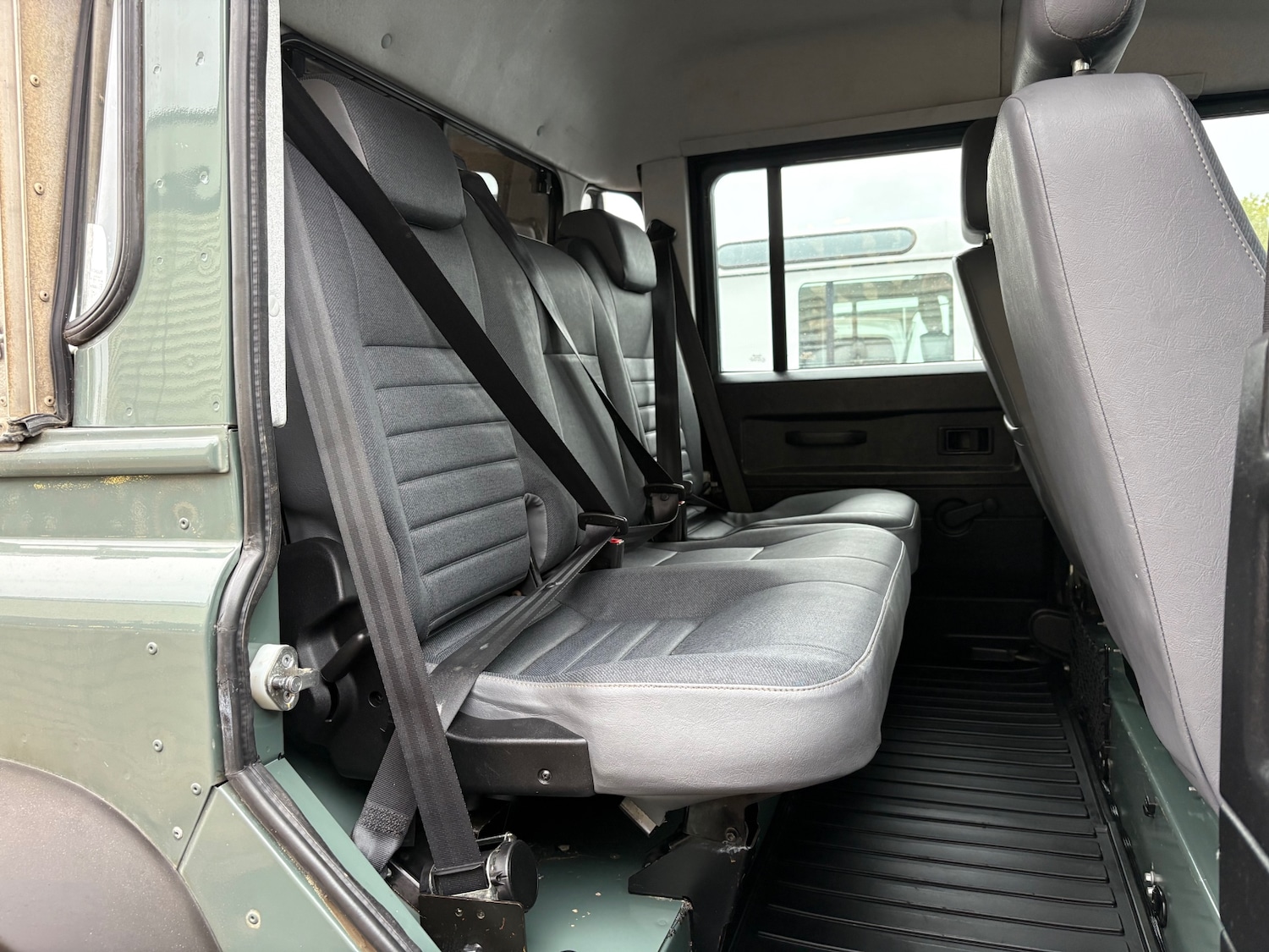 Used Land Rover Defender 2012 for sale - 76089387: Photo 13