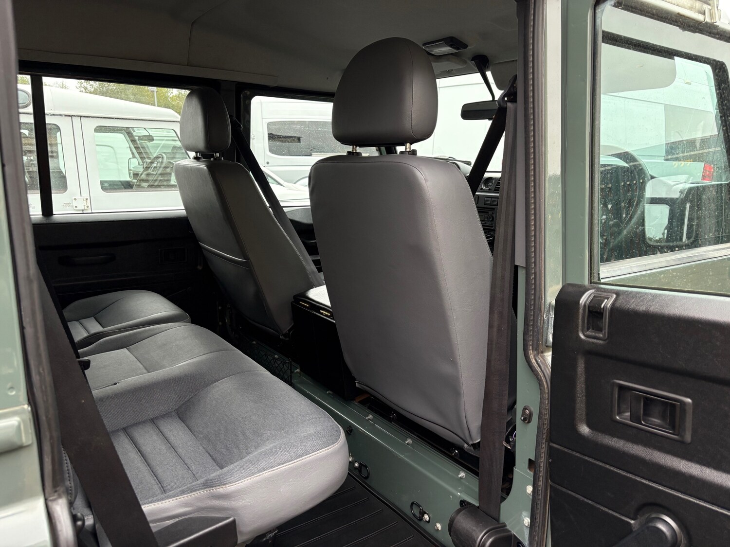 Used Land Rover Defender 2012 for sale - 76089387: Photo 14