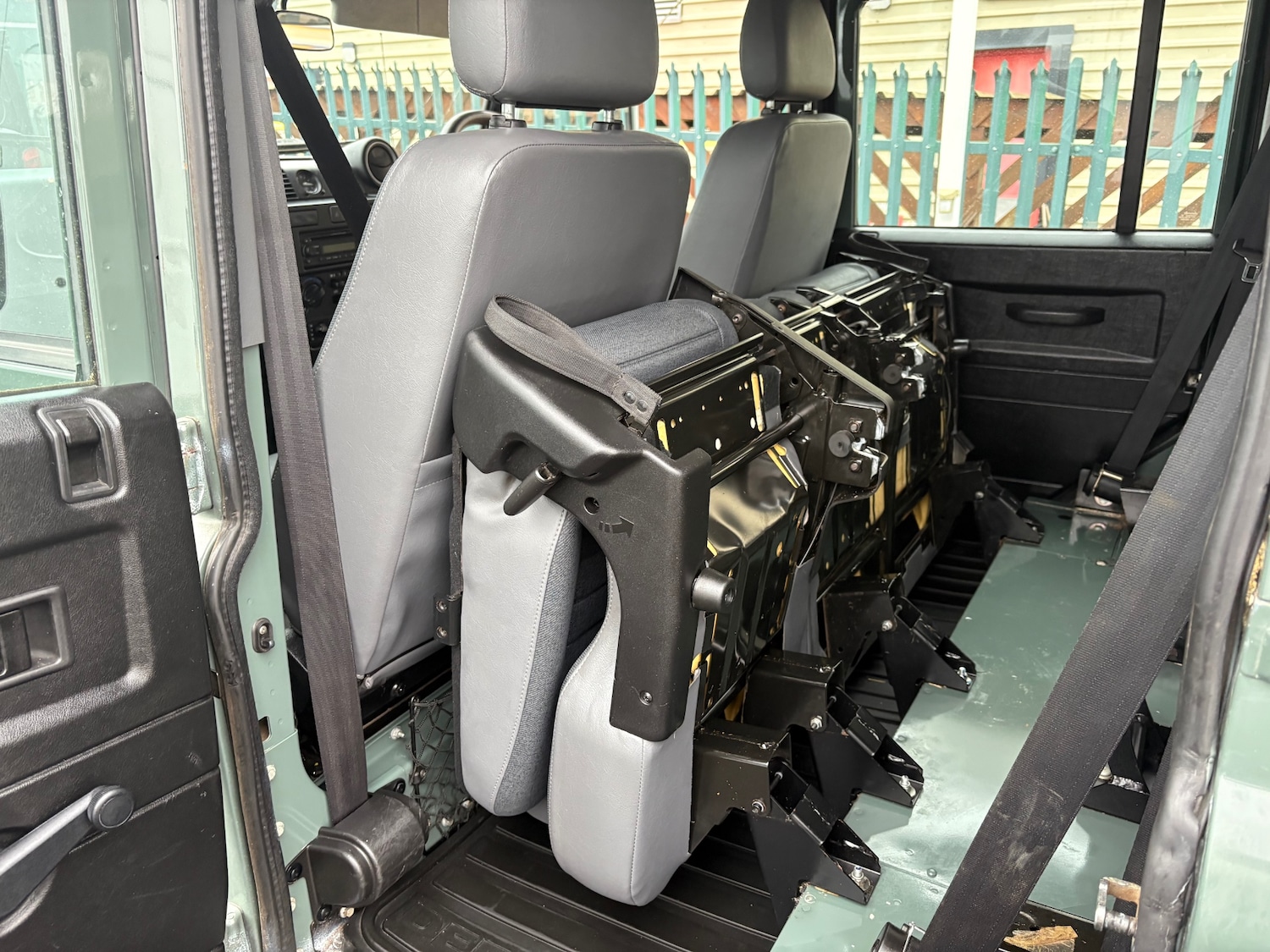 Used Land Rover Defender 2012 for sale - 76089387: Photo 17