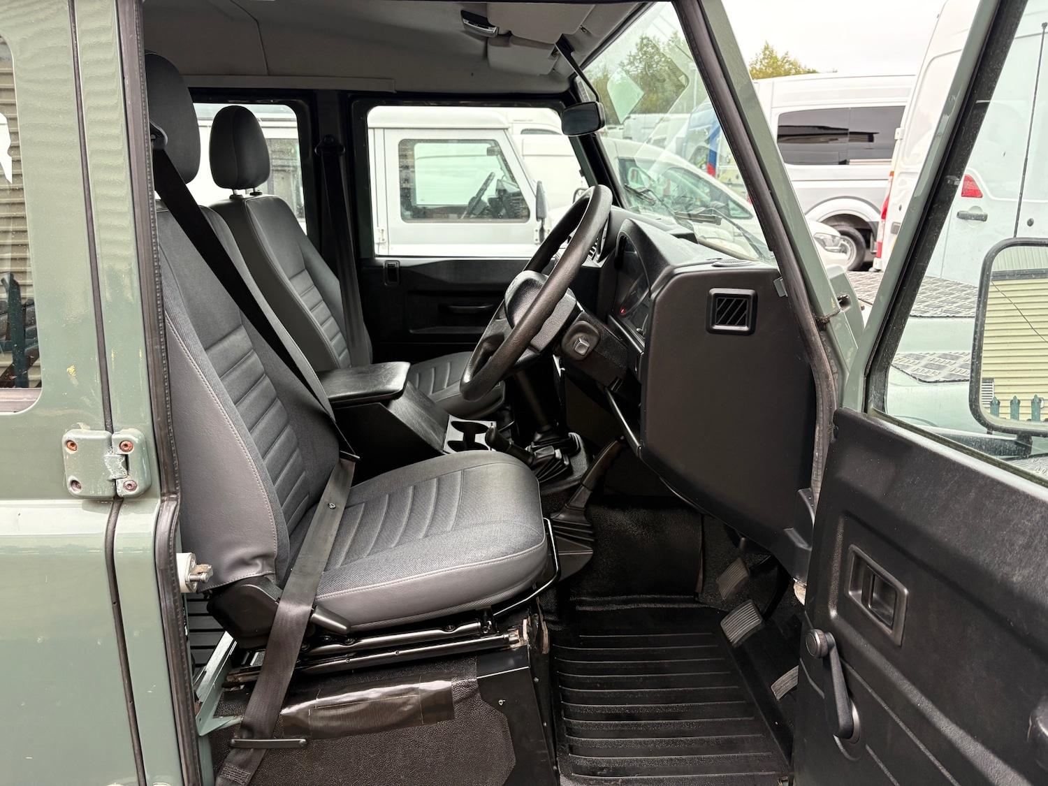 Used Land Rover Defender 2012 for sale - 76089387: Photo 21