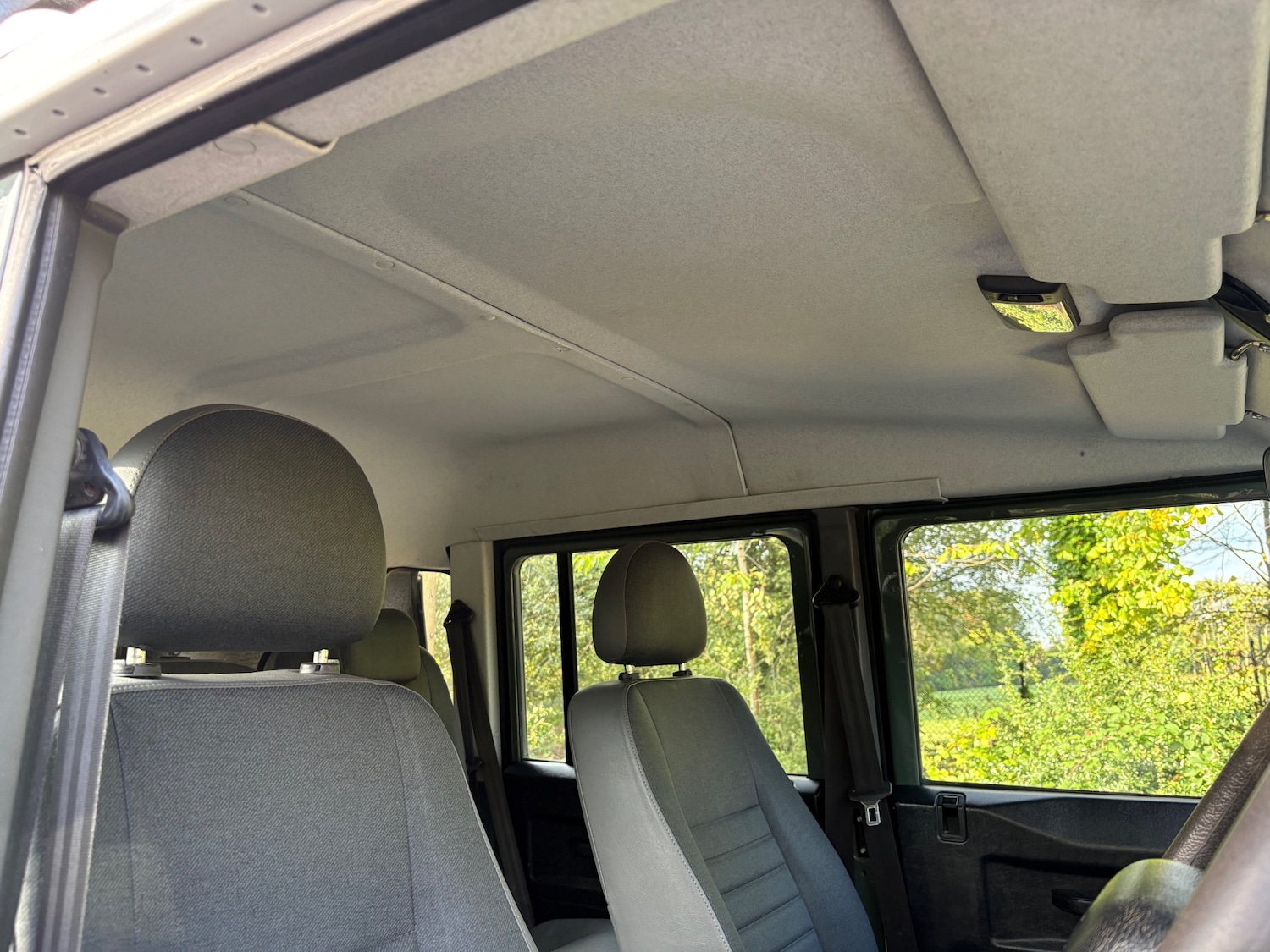 Used Land Rover Defender 2012 for sale - 76089387: Photo 25