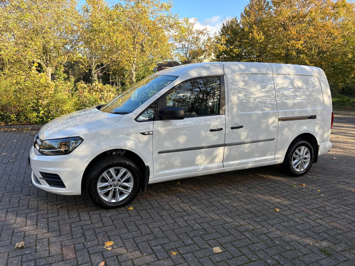 Used Volkswagen Caddy Maxi 2019 for sale - 76640435: Photo 10
