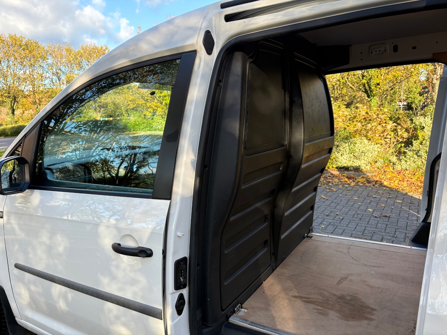 Used Volkswagen Caddy Maxi 2019 for sale - 76640435: Photo 11