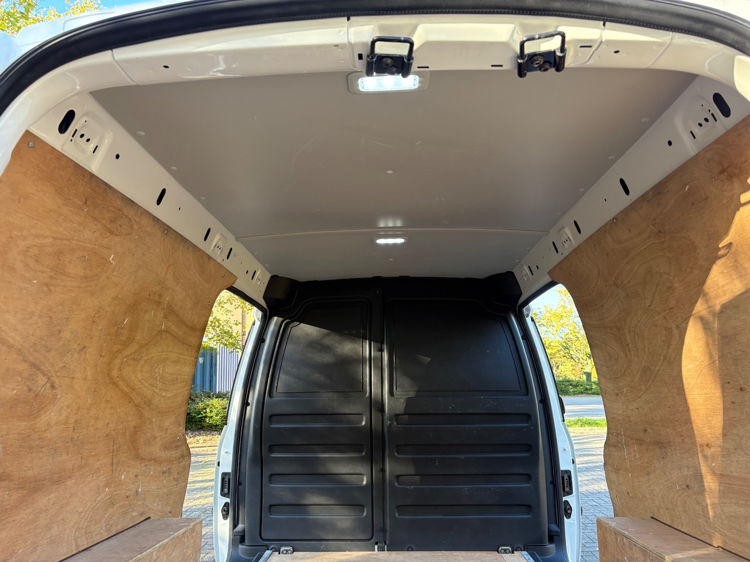 Used Volkswagen Caddy Maxi 2019 for sale - 76640435: Photo 15