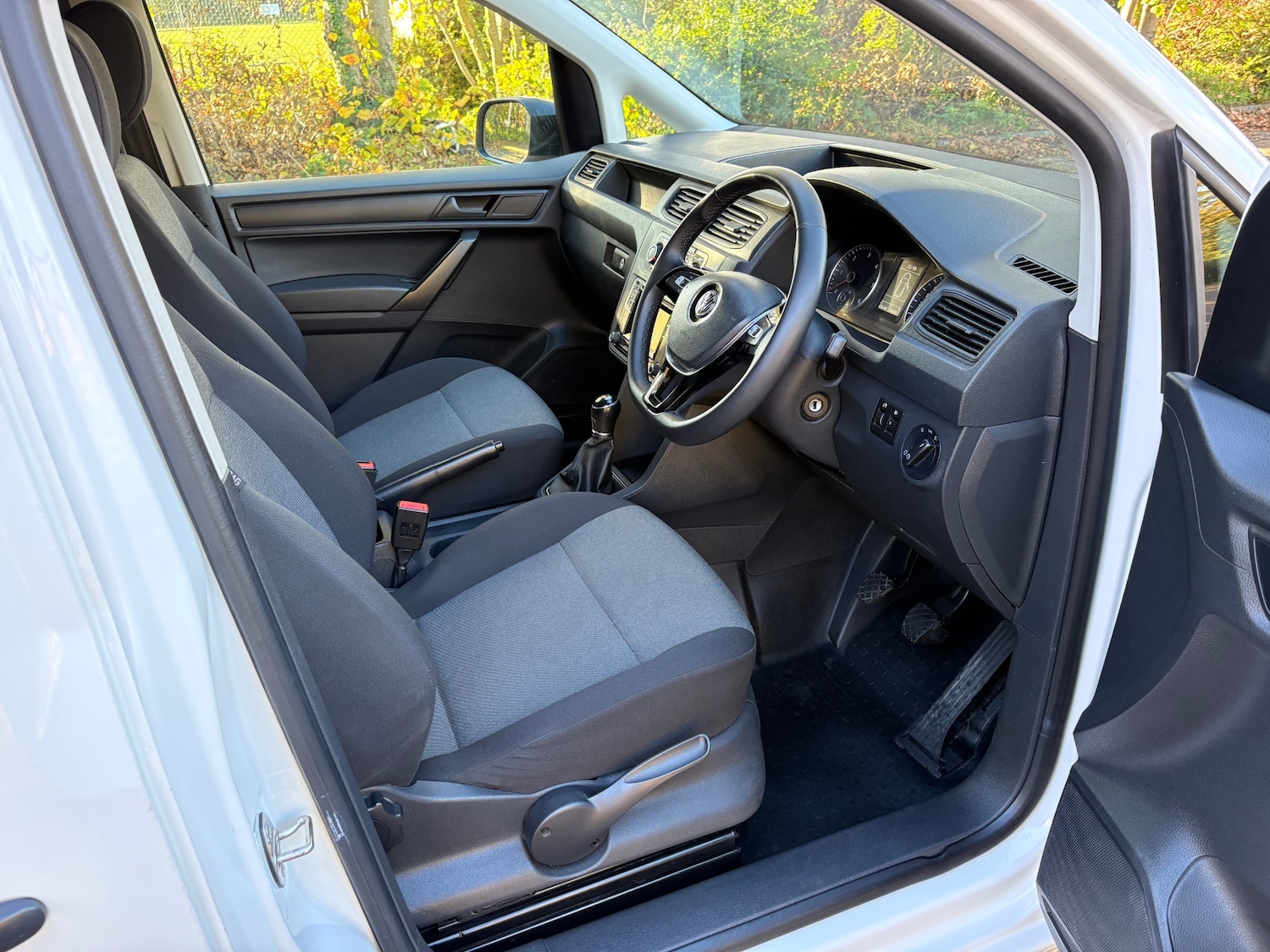 Used Volkswagen Caddy Maxi 2019 for sale - 76640435: Photo 19