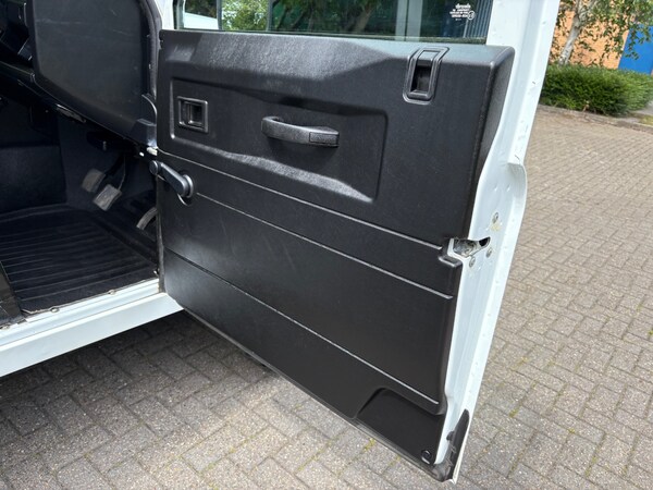 Used Land Rover Defender 2014 for sale - 75134233: Photo 20