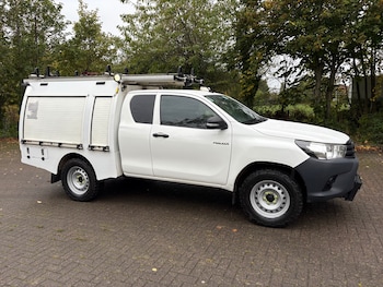 Used Toyota Hilux 2017 for sale - 76170924: Photo