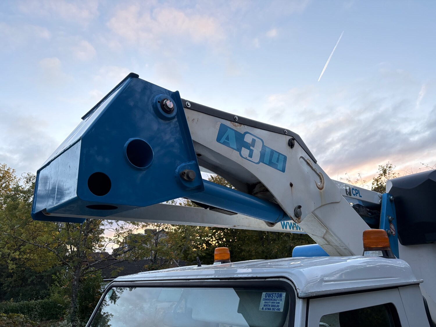 Used Land Rover Defender 2014 for sale - 77453440: Photo 7