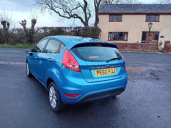 Used Ford Fiesta 2011 for sale - 77234144: Photo 2