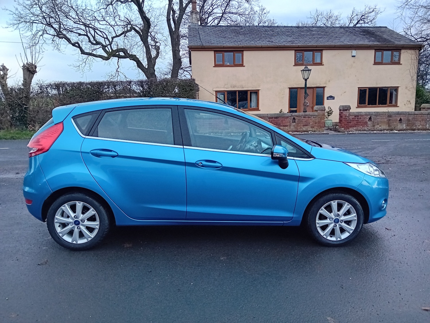 Used Ford Fiesta 2011 for sale - 77234144: Photo 6