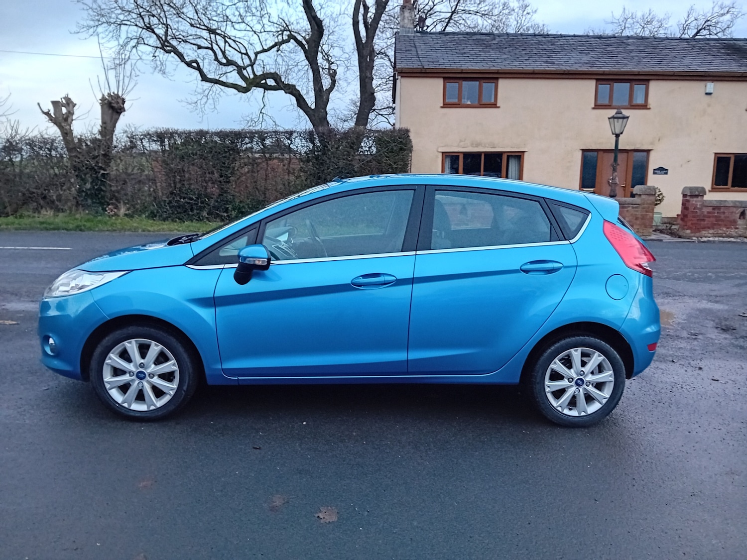 Used Ford Fiesta 2011 for sale - 77234144: Photo 7