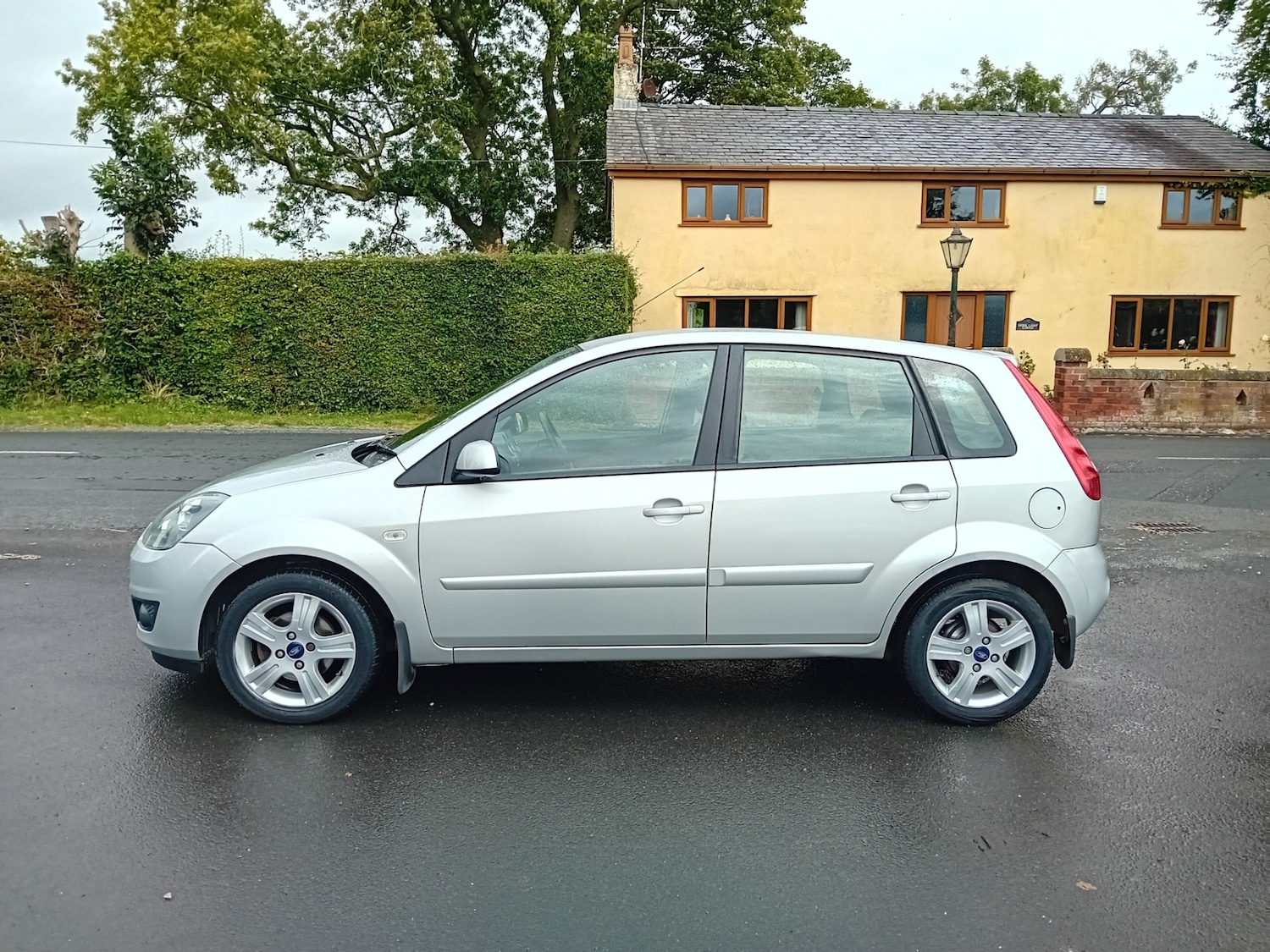 Used Ford Fiesta 2007 for sale - 75726464: Photo 6