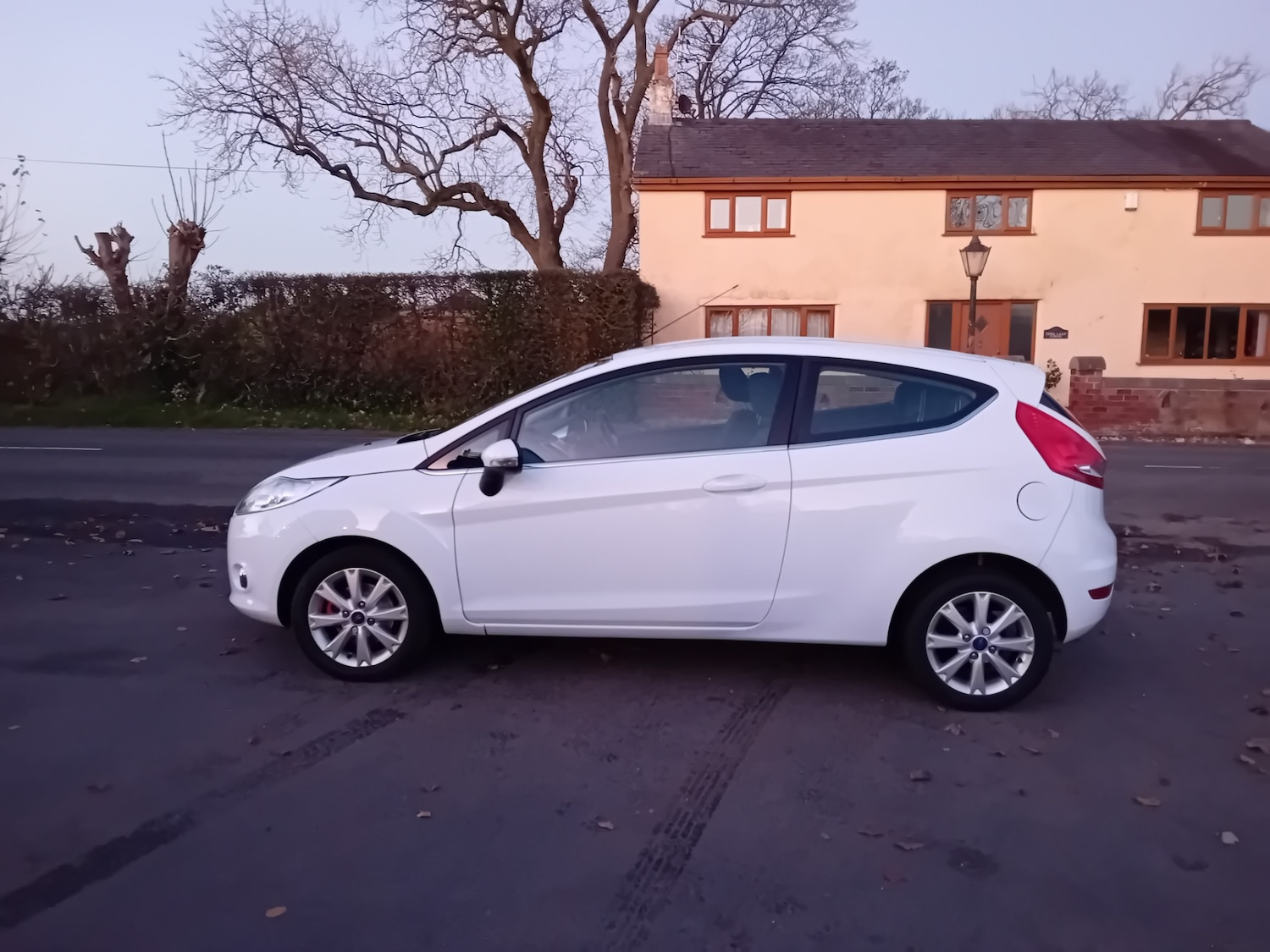 Used Ford Fiesta 2011 for sale - 76603720: Photo 10