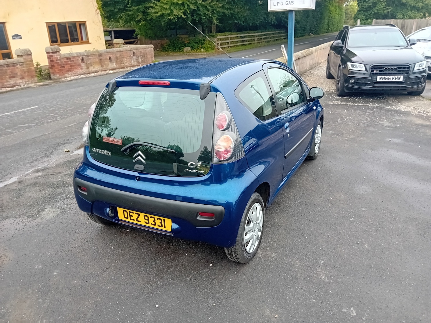 Vehicle 6