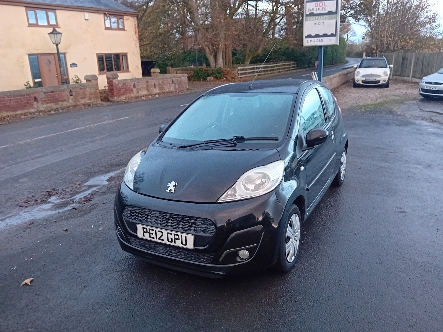 Used Peugeot 107 2012 for sale - 76555583: Photo 1