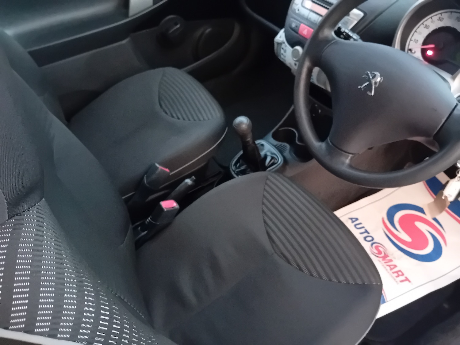 Used Peugeot 107 2012 for sale - 76555583: Photo 10