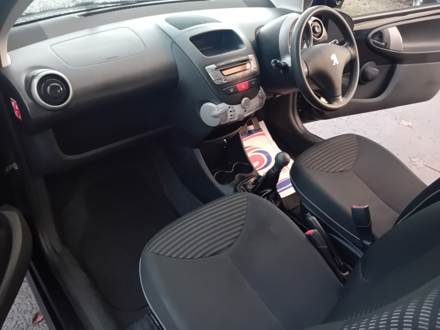 Used Peugeot 107 2012 for sale - 76555583: Photo 11