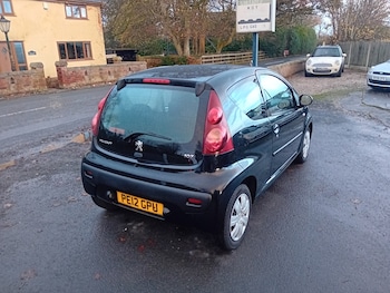 Used Peugeot 107 2012 for sale - 76555583: Photo