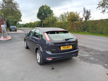 Used Ford Focus 2011 for sale - 76128668: Photo