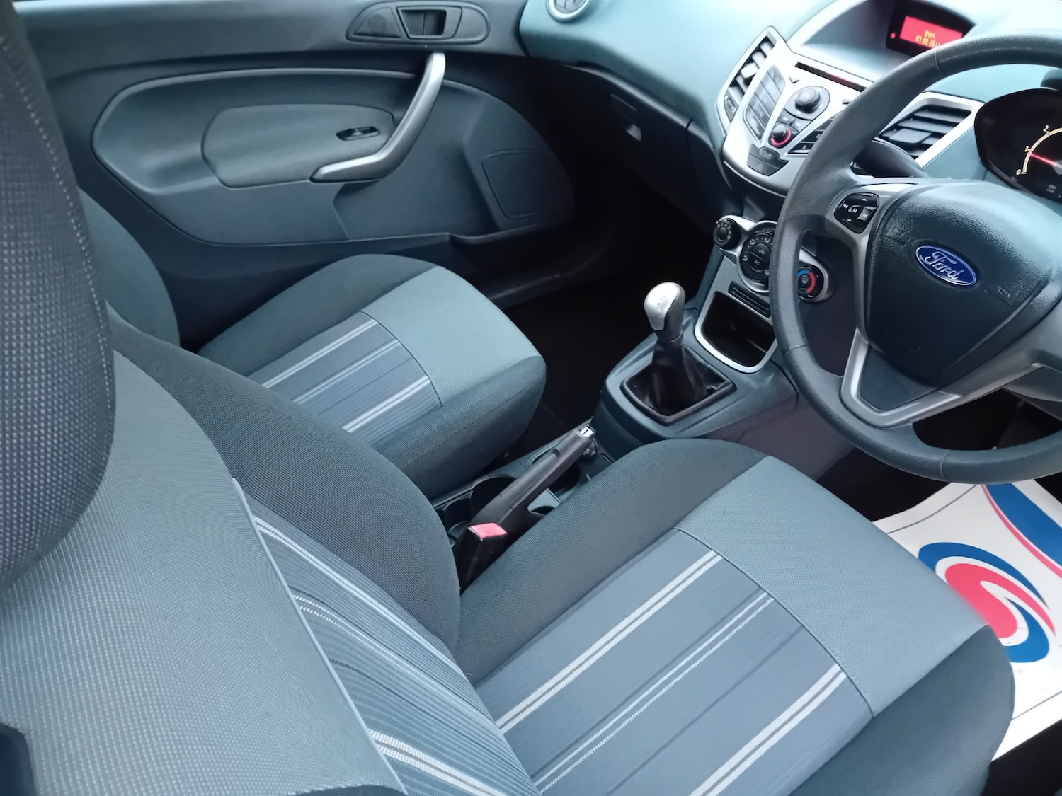 Used Ford Fiesta 2010 for sale - 77420475: Photo 10