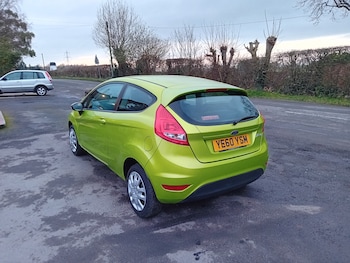 Used Ford Fiesta 2010 for sale - 77420475: Photo