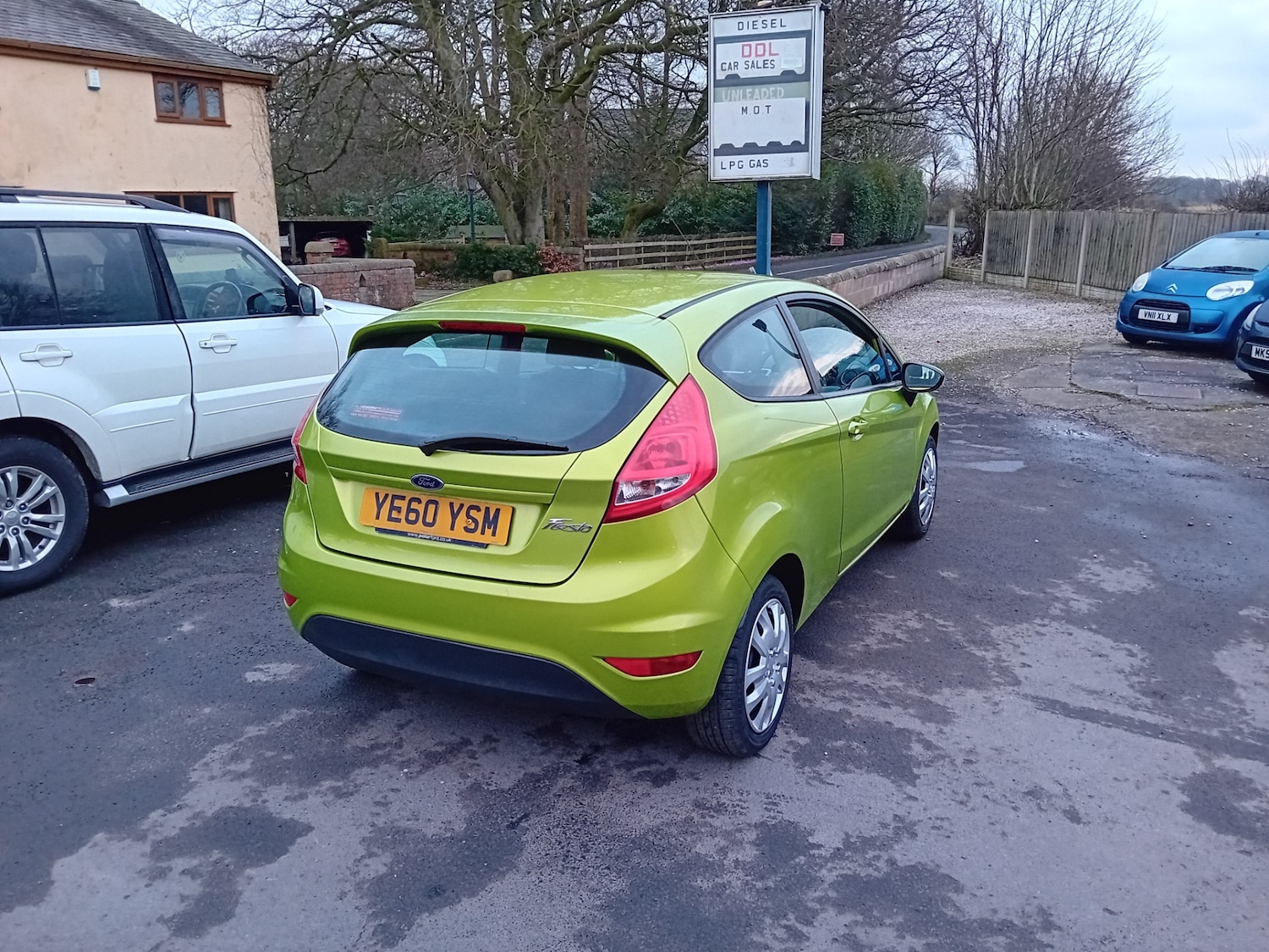 Used Ford Fiesta 2010 for sale - 77420475: Photo 4