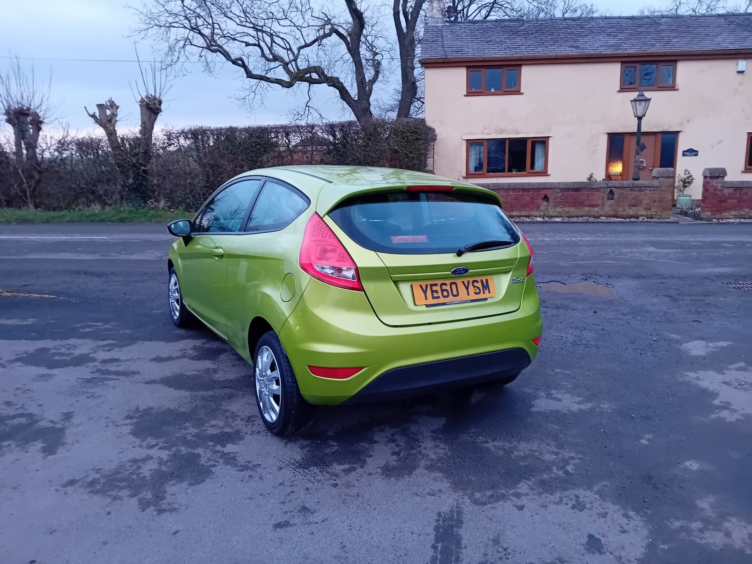 Used Ford Fiesta 2010 for sale - 77420475: Photo 9