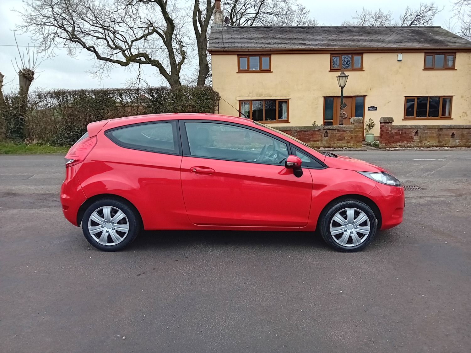 Used Ford Fiesta 2012 for sale - 77603644: Photo 8