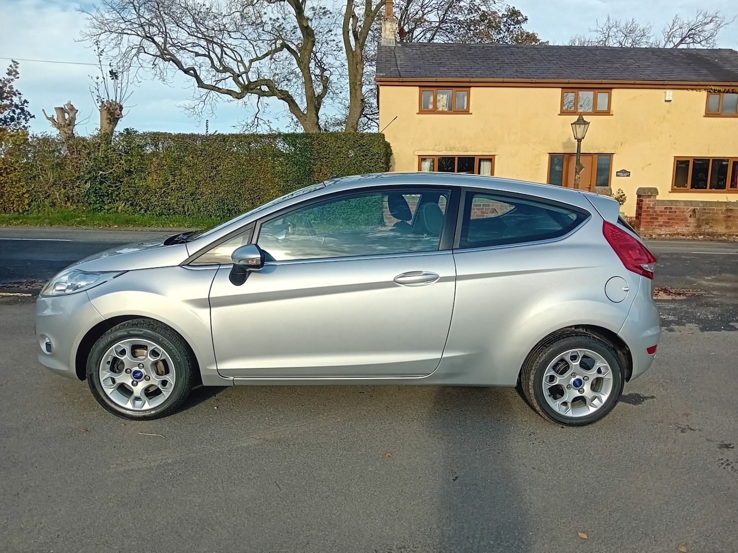 Used Ford Fiesta 2012 for sale - 76383294: Photo 9