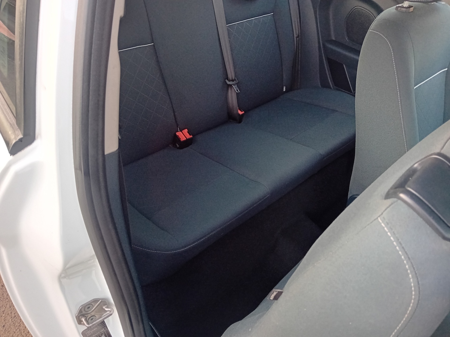 Used Ford Fiesta 2012 for sale - 77965978: Photo 13