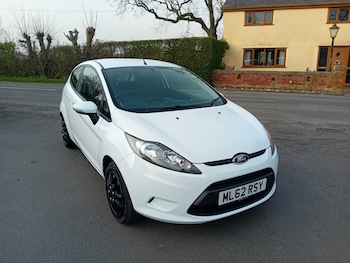 Used Ford Fiesta 2012 for sale - 77965978: Photo