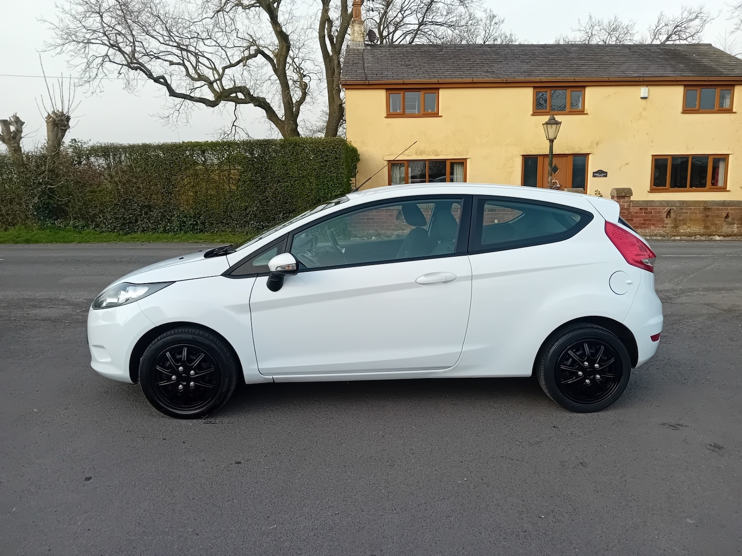 Used Ford Fiesta 2012 for sale - 77965978: Photo 9