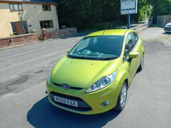 2010 (59) - 1.25 Zetec 5dr [82]