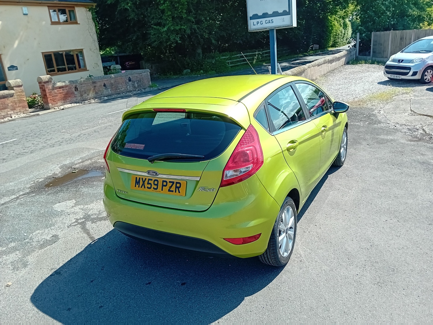 Vehicle 4
