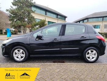 Used Peugeot 308 2010 for sale - 79054976: Photo