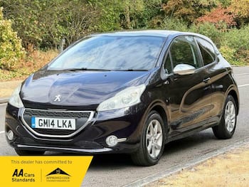 Used Peugeot 208 2014 for sale - 79654765: Photo