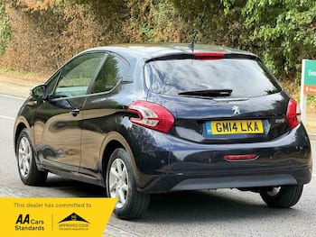 Used Peugeot 208 2014 for sale - 79654765: Photo