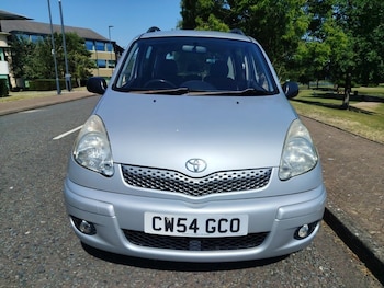 Used Toyota Yaris Verso 2005 for sale - 79054951: Photo