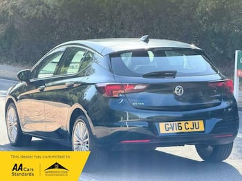Used Vauxhall Astra 2016 for sale - 79563364: Photo